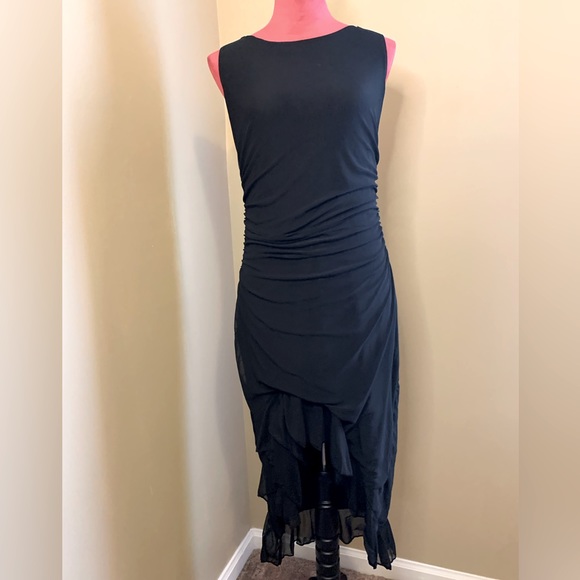 BLACK ASYMMETRICAL RUFFLE HEM RUCHED DRESS - Picture 5 of 13